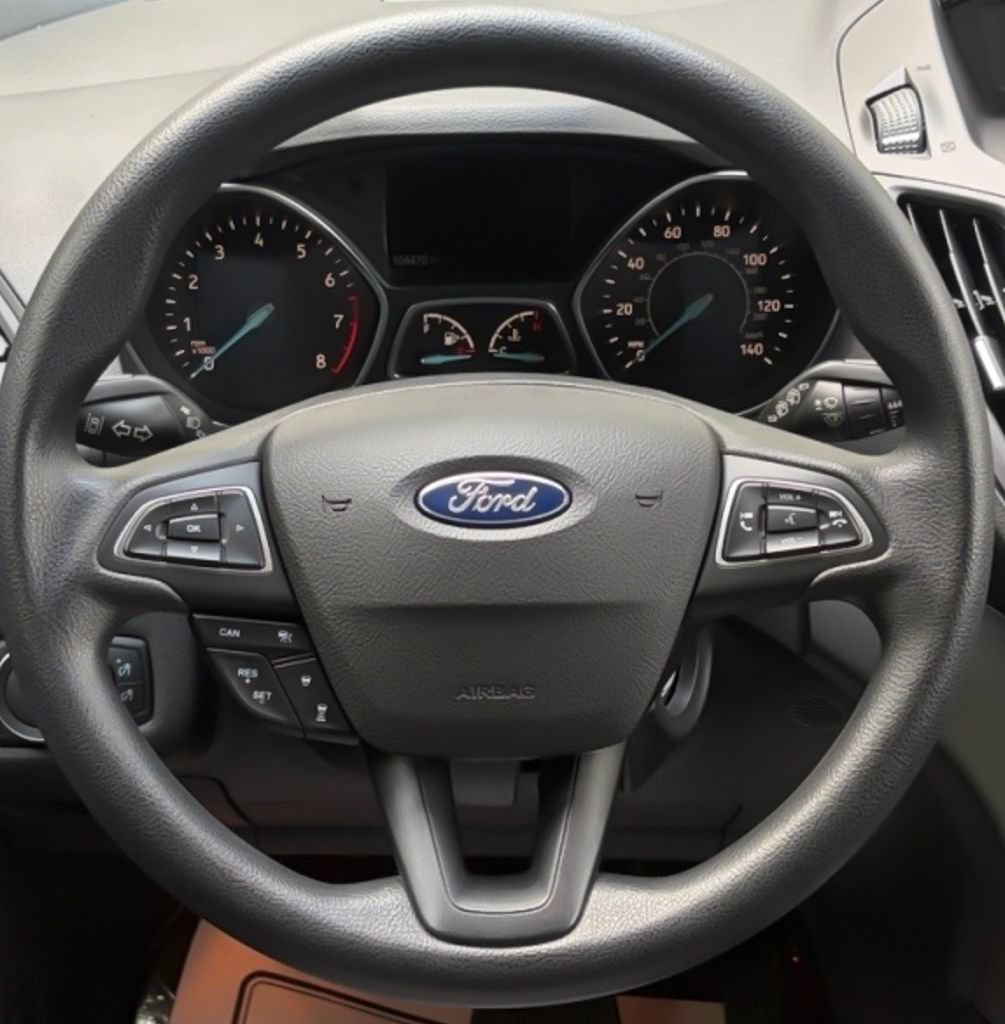 Used 2018 Ford Escape SE w/ Ford Safe & Smart Package AWD/4WD image 18
