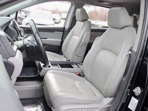 Used 2019 Honda Odyssey EX-L image 24