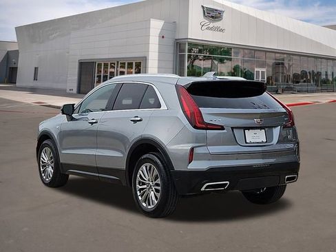 Certified 2025 Cadillac XT4 Premium Luxury image 4