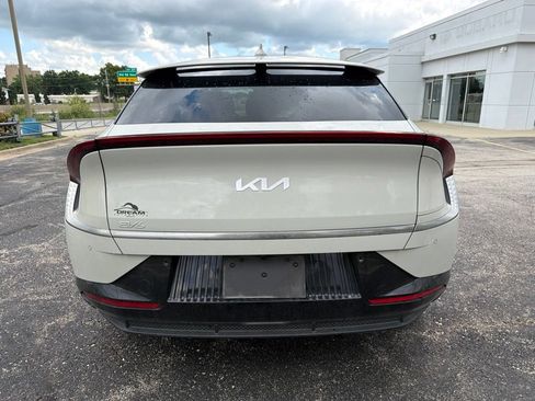 Certified 2023 Kia EV6 Wind w/ Wind Technology Package RWD image 8