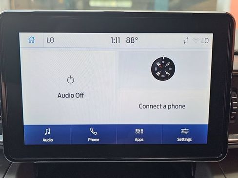 Used 2024 Ford Explorer XLT w/ Equipment Group 202A AWD/4WD image 15