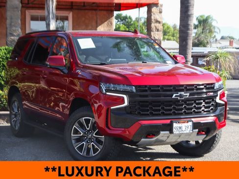 Used 2024 Chevrolet Tahoe Z71 w/ Luxury Package AWD/4WD image 2