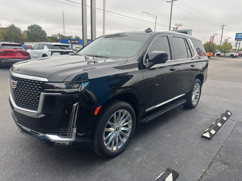 Used 2021 Cadillac Escalade Premium Luxury image 3