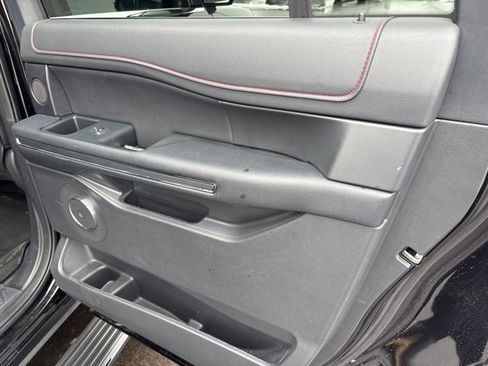 Used 2023 Ford Expedition Max Limited image 12