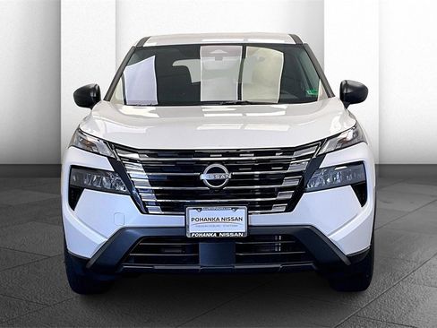 Certified 2025 Nissan Rogue S image 2