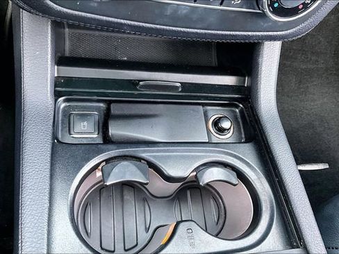 Used 2016 Mercedes-Benz GLE 400 4MATIC image 32