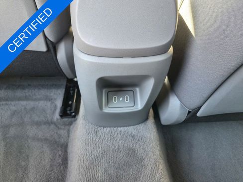 Used 2025 Hyundai Elantra SEL image 23