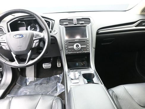 Used 2018 Ford Fusion Energi Titanium image 27