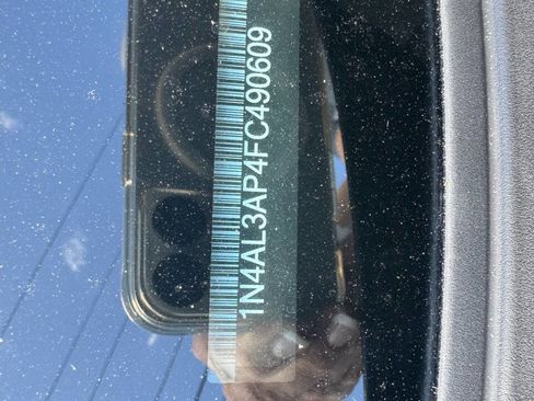 Used 2015 Nissan Altima 2.5 S w/ Power Driver Seat Package image 16