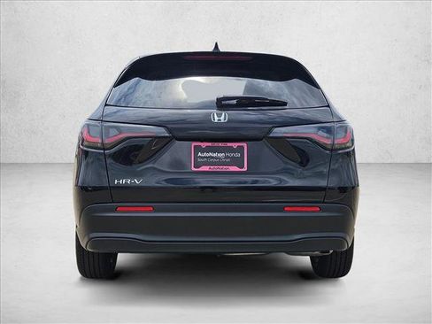 New 2026 Honda HR-V LX image 8