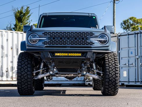New 2025 Ford Bronco Badlands AWD/4WD image 9