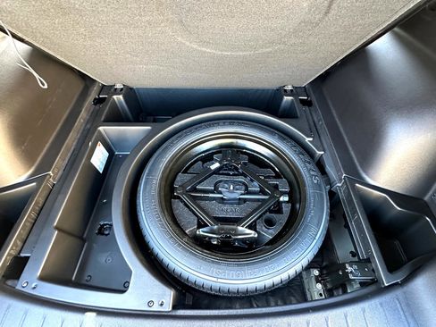 Used 2024 Chevrolet Blazer LT w/ Convenience Package image 20