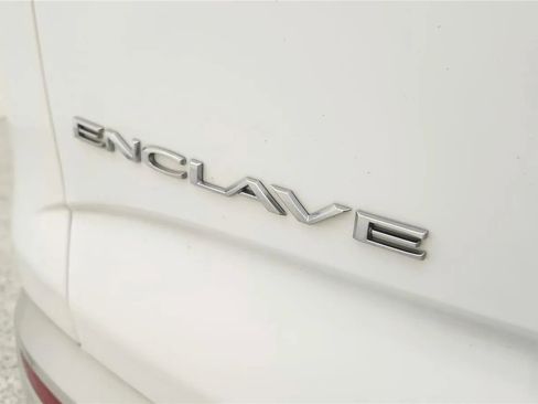 Used 2024 Buick Enclave Essence w/ LPO, Floor Liner Package FWD image 17