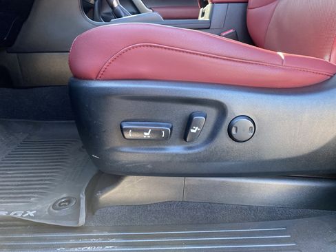 Used 2023 Lexus GX 460 Premium image 29