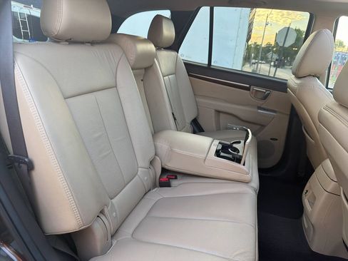 Used 2011 Hyundai Santa Fe Limited AWD/4WD image 21