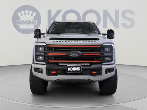 Used 2026 Ford F250 Lariat w/ Black Appearance Package AWD/4WD image 11