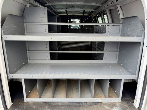 Used 2013 GMC Savana 1500 AWD image 6