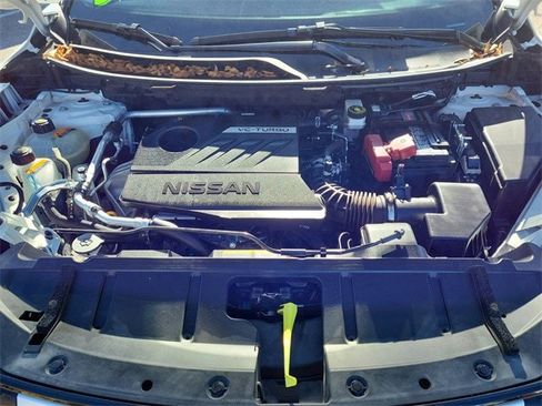 Certified 2025 Nissan Rogue SV image 29