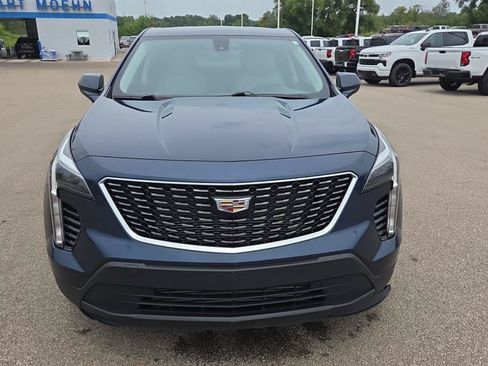 Used 2019 Cadillac XT4 Luxury w/ Trailering Package FWD image 10