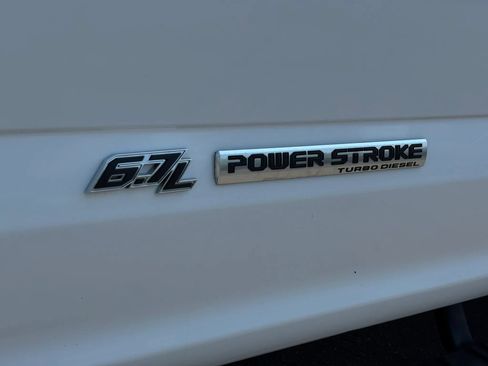 Used 2018 Ford F350 XLT w/ FX4 4x4 Off Road Package image 12
