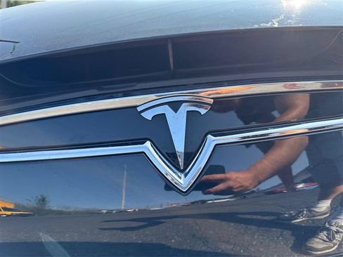 Used 2014 Tesla Model S RWD image 23