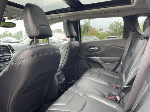 Used 2020 Jeep Cherokee Limited AWD/4WD image 11