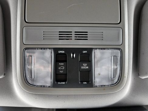 Used 2019 Honda Odyssey EX-L image 19