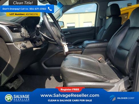 Used 2019 Chevrolet Suburban LT RWD image 9
