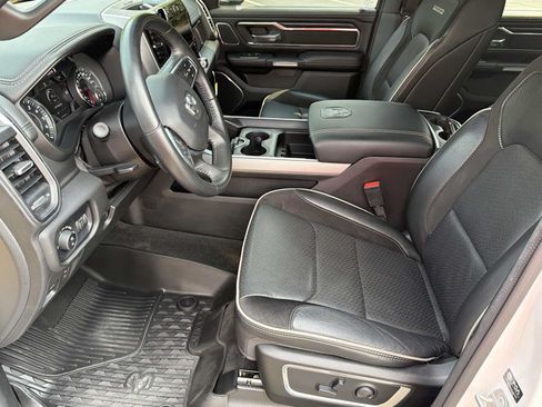 Used 2023 RAM 1500 Laramie AWD/4WD image 16