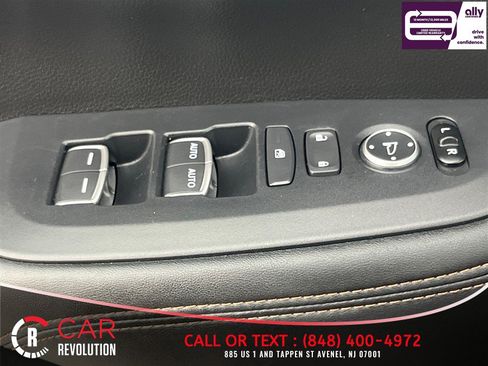 Used 2025 Honda HR-V Sport image 27