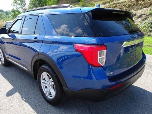 Used 2020 Ford Explorer XLT w/ Comfort Package AWD/4WD image 8