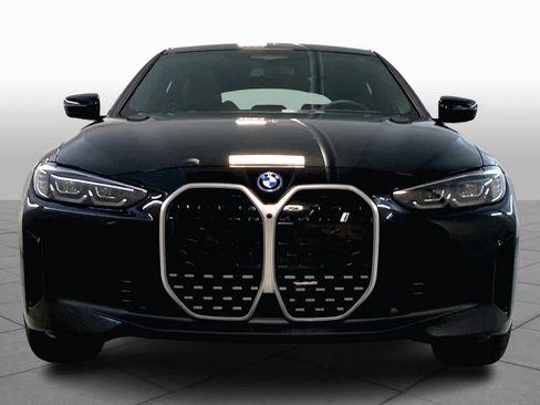 Used 2024 BMW i4 eDrive35 w/ Premium Package RWD image 3