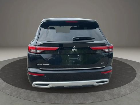 Used 2022 Mitsubishi Outlander SEL Black Edition AWD/4WD image 4