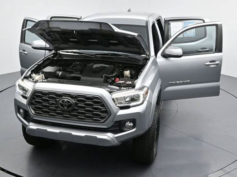 Used 2020 Toyota Tacoma TRD Sport RWD image 38
