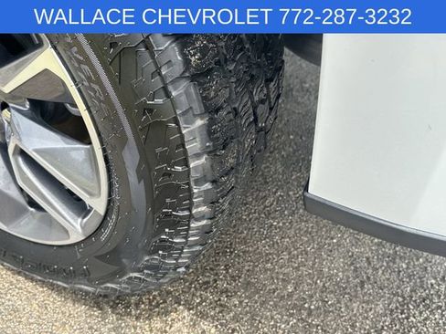 Used 2021 Chevrolet Silverado 1500 RST w/ Convenience Package II AWD/4WD image 13