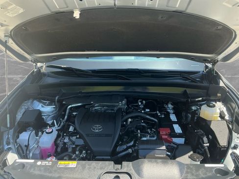 Certified 2025 Toyota Grand Highlander AWD image 19