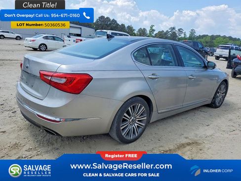 Used 2014 Kia Cadenza Premium w/ Luxury Package FWD image 4