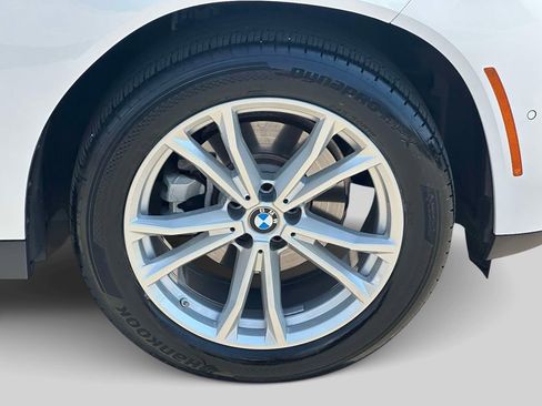 Certified 2025 BMW X3 xDrive30i w/ Convenience Package image 8