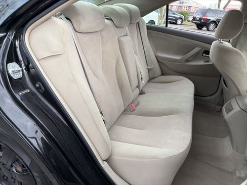 Used 2010 Toyota Camry FWD image 10