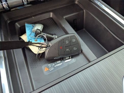 New 2026 GMC Acadia Elevation w/ Elevation Premium Package image 17