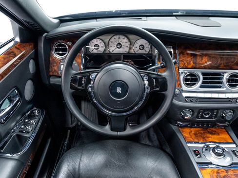 Used 2012 Rolls-Royce Ghost RWD image 73