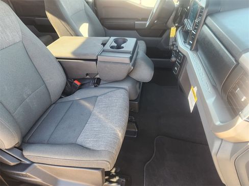 Used 2024 Ford F350 XLT image 16