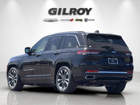 Used 2023 Jeep Grand Cherokee Overland w/ Advanced Protech Group III AWD/4WD image 6