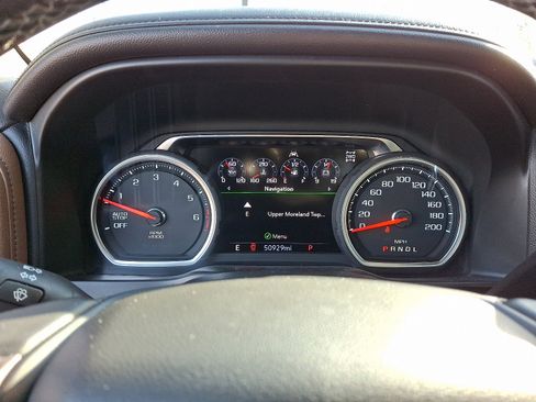 Used 2020 Chevrolet Silverado 1500 High Country image 22