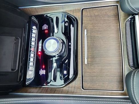 Used 2022 Jeep Grand Wagoneer Series II w/ Convenience Group III image 51