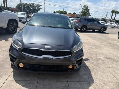 Used 2019 Kia Forte LXS FWD image 2