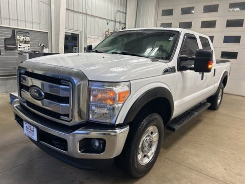 Used 2015 Ford F250 XLT w/ XLT Value Package image 2