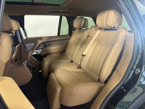 Used 2025 Land Rover Range Rover Long Wheelbase Autobiography AWD/4WD image 22