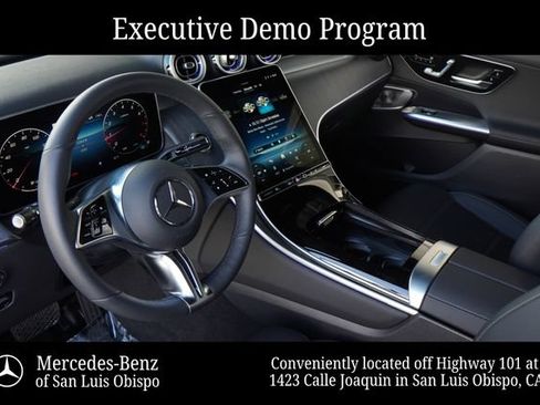 Used 2026 Mercedes-Benz GLC 300 image 2