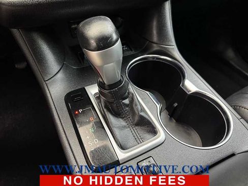 Used 2018 Toyota Highlander XLE AWD/4WD image 34